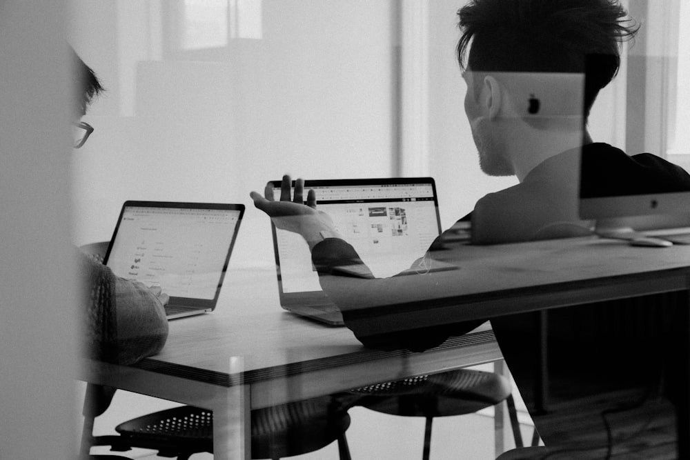 Professional team collaborating on LinkedIn campaign messaging
